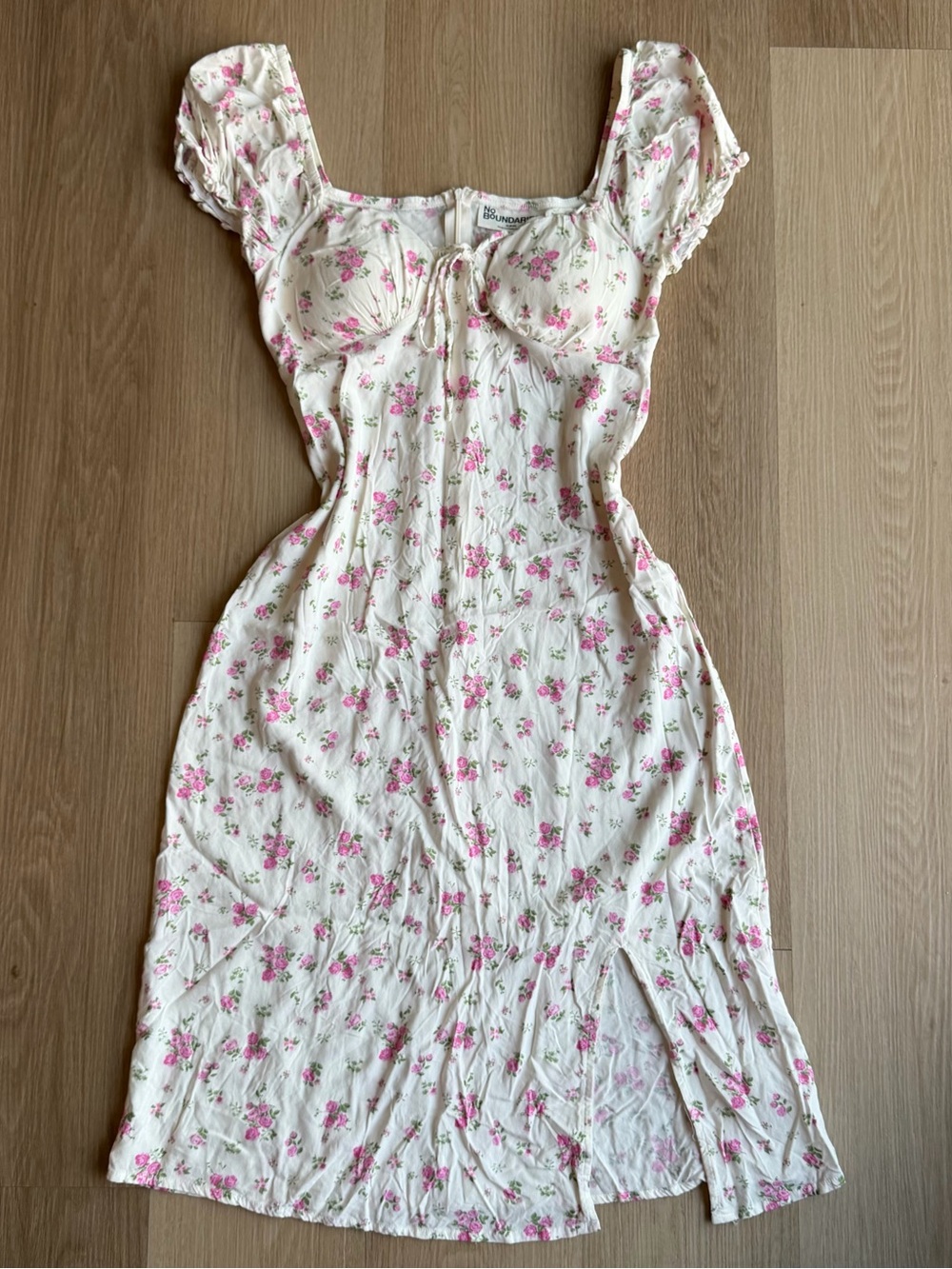 No Boundaries White Midi Dress With Pink Floral Size M